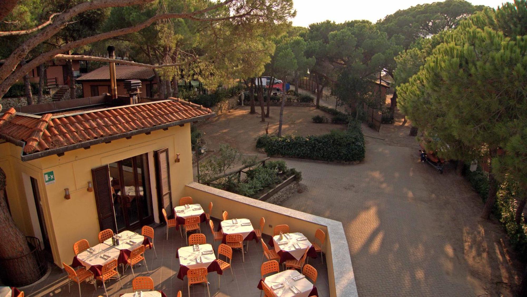 Camping Lacona Pineta Capoliveri  Luaran gambar